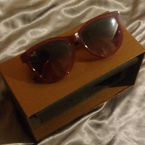 Maui Jim   Glory Glory Sunglasses w\tri-fold case
